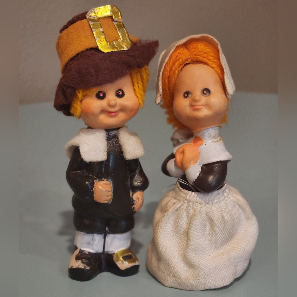 Vintage Creepy Pilgrim Figurine Couple From Hallmark